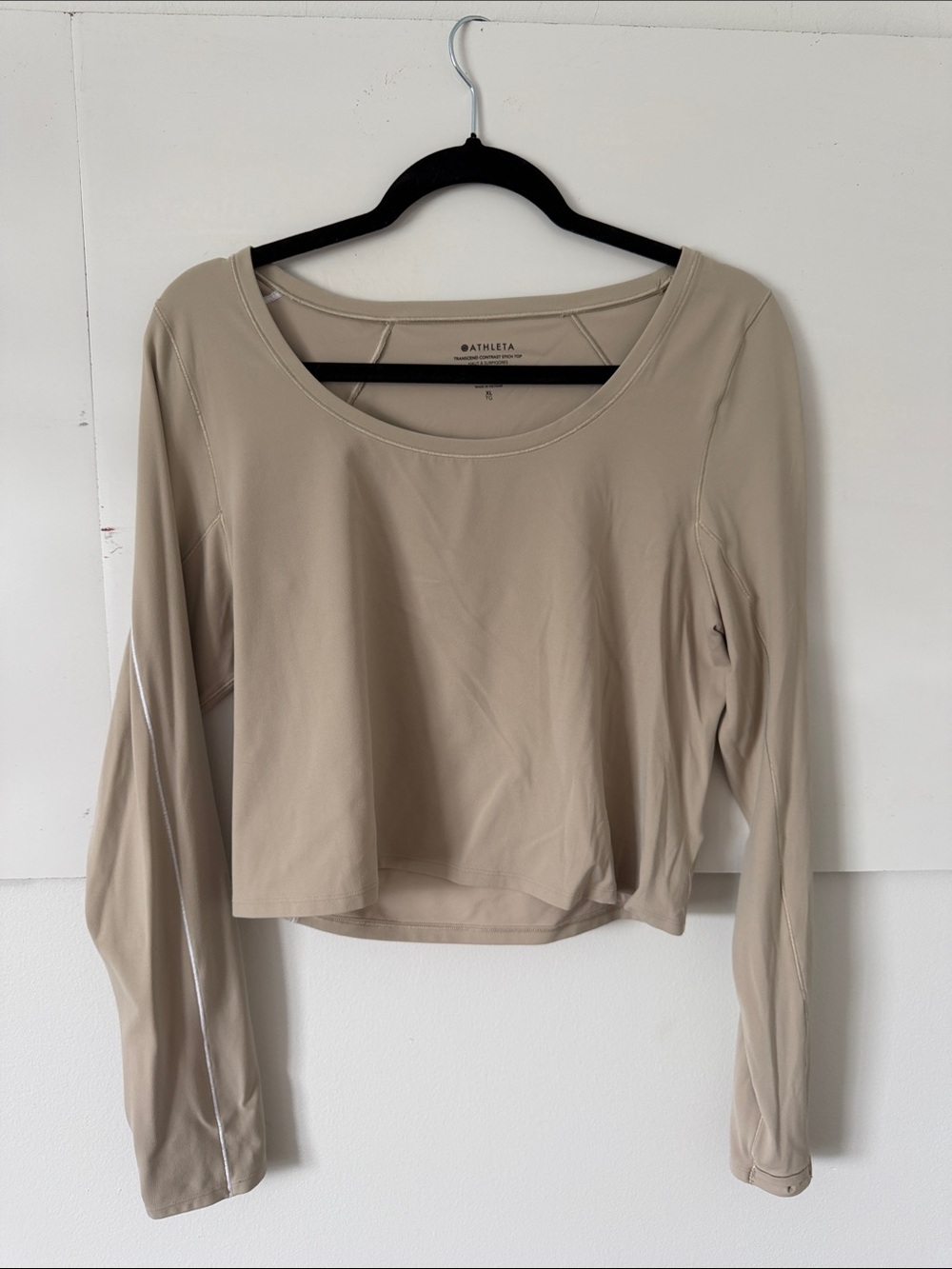 Athleta Transcend Beige Long-Sleeve Scoop Neck Performance Top